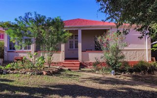 3 Bedroom House in Uitenhage Central