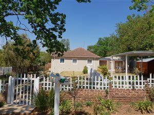 4 Bed House in Thornhill Estate