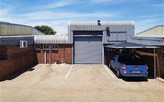 142 m² Industrial space in Wadeville