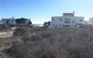 458 m² Land available in Paradise Beach