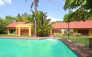 4 Bedroom House in Bryanston East