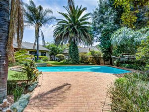 5 Bed House in Aston Manor
