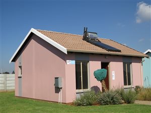 2 Bed House in Vosloorus