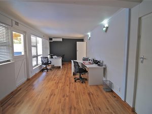 5 Bed House in Edgemead