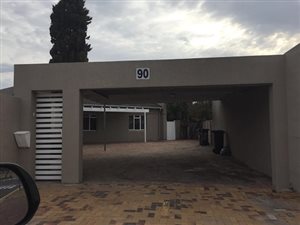 5 Bed House in Edgemead