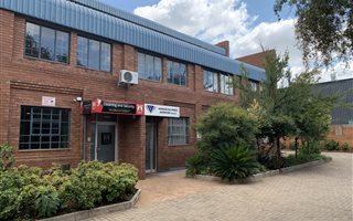 440 m² Industrial space in Gateway Industrial Park
