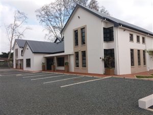 80 m² Office Space in Kloof