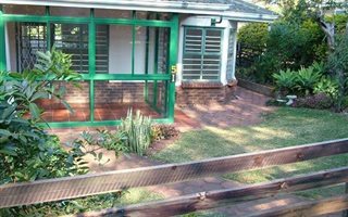 1 Bedroom Townhouse in Bothas Hill