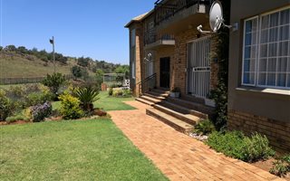 2 Bedroom Townhouse in Sugarbush Estate