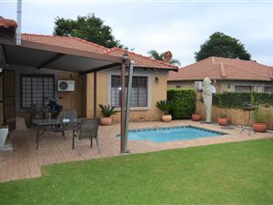 3 Bed House in Moregloed