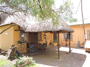 8.5 ha Smallholding in Zeerust