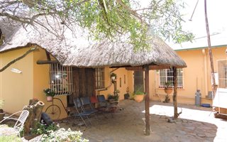 8.5 ha Smallholding in Zeerust