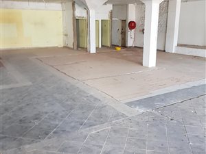 365 m² Commercial space in Overport