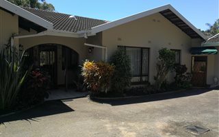 3 Bedroom House in Padfield Park