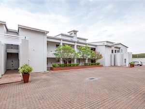 2 Bed Apartment in Craighall Park