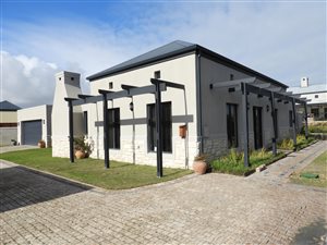 2 Bed House in Atlantic Beach Golf Estate