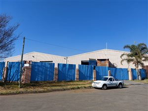 2450 m² Industrial space in Industria West