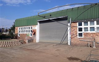 175 m² Industrial space in Pentrich