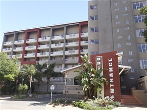 2 Bed Apartment in Universitas
