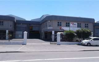 811 m² Commercial space in Killarney Gardens