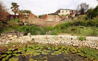 1463 m² Land available in Eastford Glen