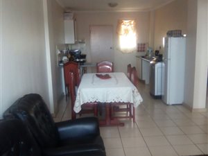 2 Bed Townhouse in Zwartkop