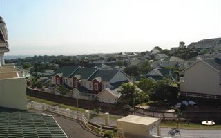 3 Bedroom Duplex in Mt Edgecombe