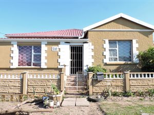 6 Bed House in Southernwood