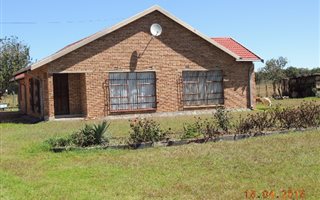 4 ha Farm in Walkers Fruit Farms