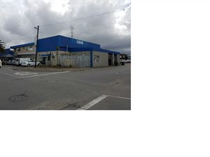 1099 m² Industrial space in Somerset West Central