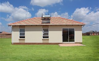 2 Bedroom House in The Orchards