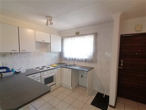 1 Bed Flat in Edenglen