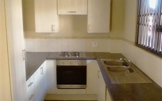 2 Bedroom Apartment in Honeydew Ridge
