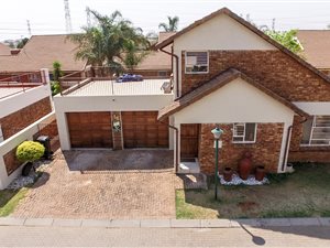 3 Bed House in Edenglen