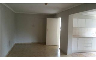 1 Bedroom Garden Cottage in Johannesburg Central
