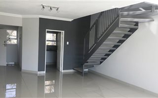 2 Bedroom Apartment in Melrose