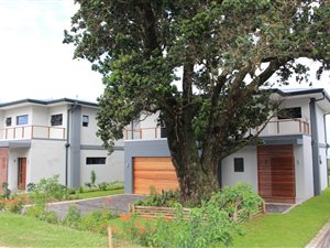3 Bed Cluster in Salt Rock