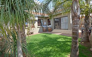 3 Bedroom Townhouse in Hughes