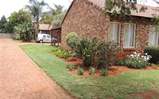 2 Bedroom Townhouse in Karen Park