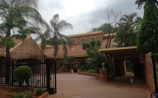 4 Bedroom House in Ninapark
