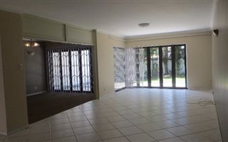 3 Bedroom Cluster in Melrose