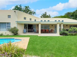 4 Bed House in Craighall Park