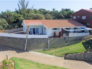 3 Bed House in Palm Beach