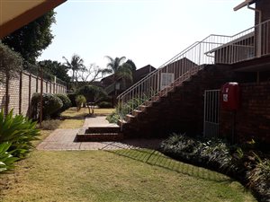 2 Bed Townhouse in Moreleta Park