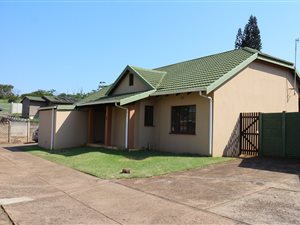 3 Bed Apartment in Empangeni Central