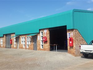 150 m² Commercial space in Daleside