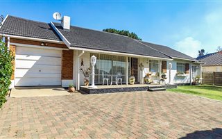 4 Bedroom House in Selcourt