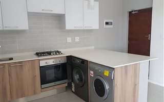 1 Bedroom Apartment in Linbro Park
