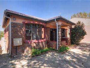 3 Bed House in Bezuidenhout Valley