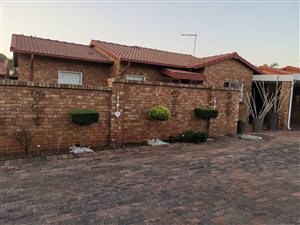 3 Bed House in Dal Fouche